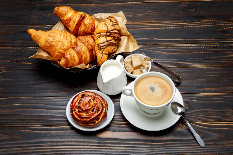 PETIT DEJEUNER d'accueil